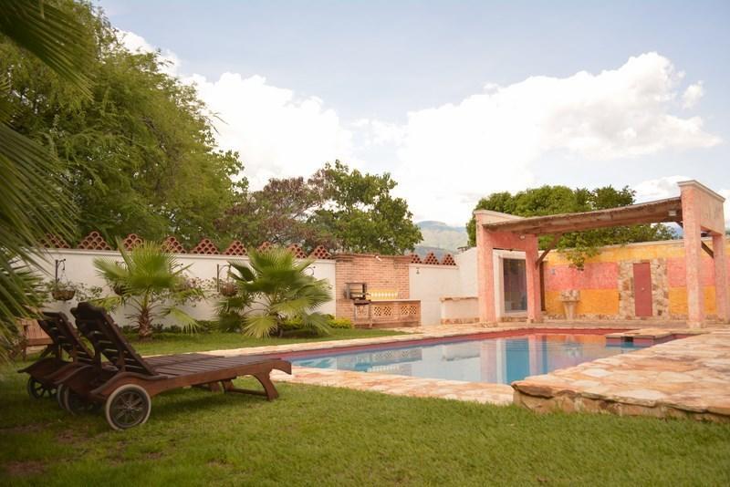 Hotel Santa Barbara Colonial - سانتا في دي أنتيوكيا المظهر الخارجي الصورة