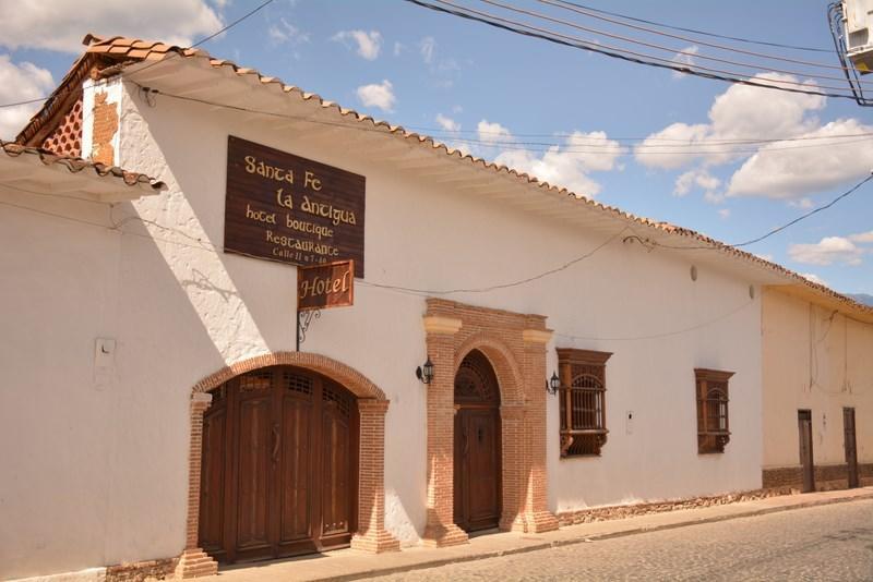 Hotel Santa Barbara Colonial - سانتا في دي أنتيوكيا المظهر الخارجي الصورة