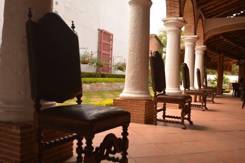 Hotel Santa Barbara Colonial - سانتا في دي أنتيوكيا المظهر الخارجي الصورة
