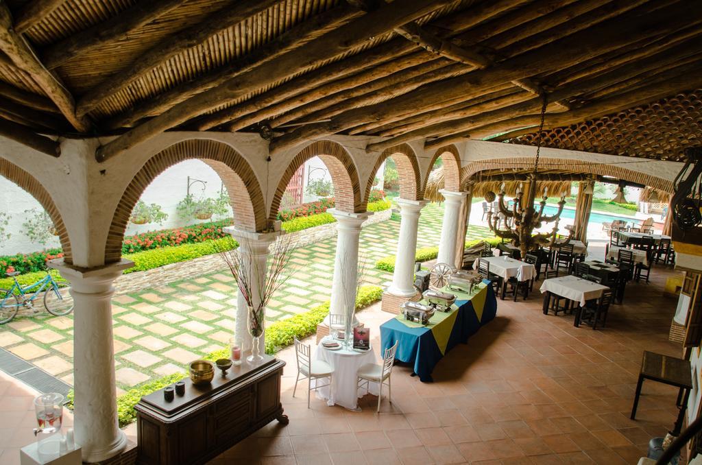 Hotel Santa Barbara Colonial - سانتا في دي أنتيوكيا المظهر الخارجي الصورة