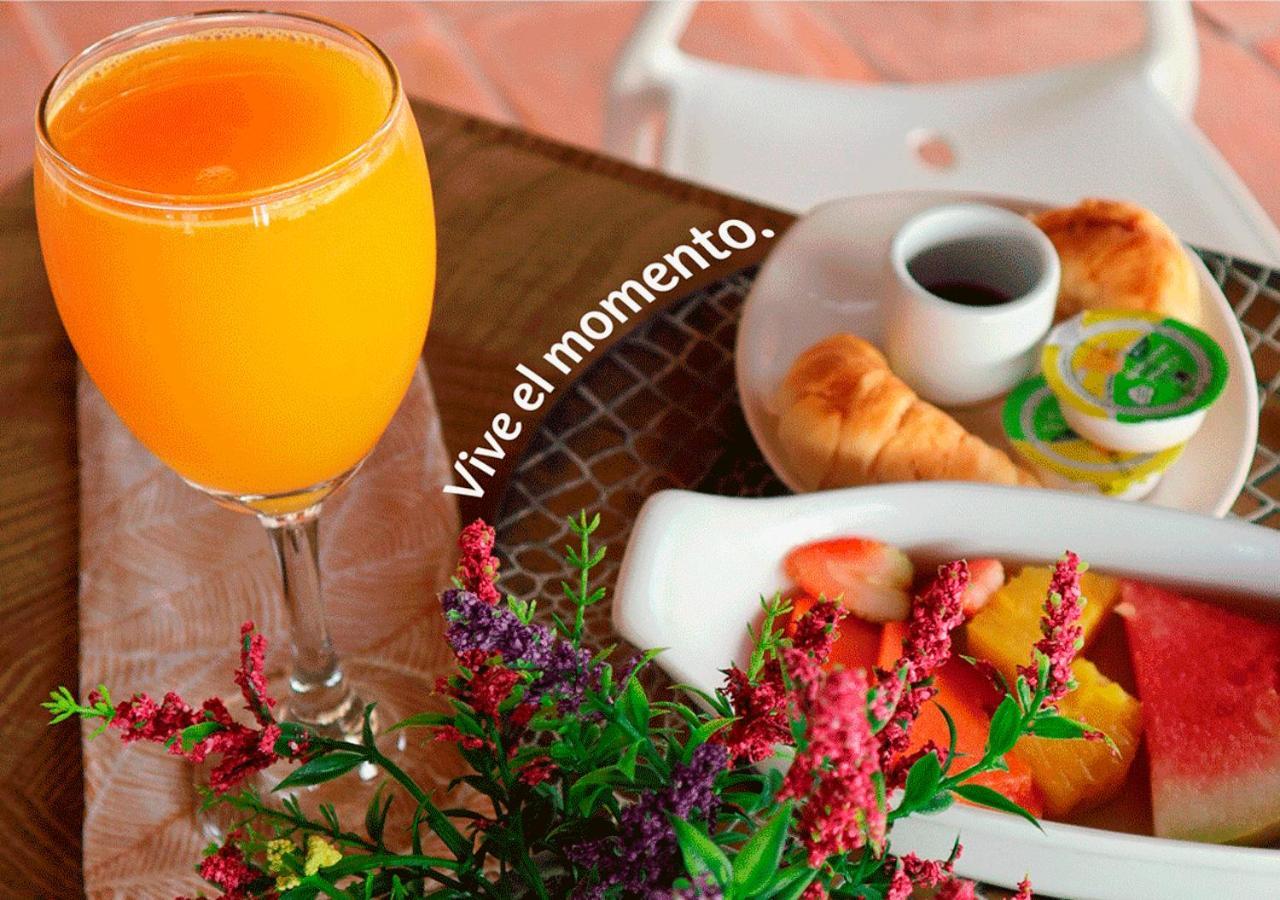 Hotel Santa Barbara Colonial - سانتا في دي أنتيوكيا المظهر الخارجي الصورة