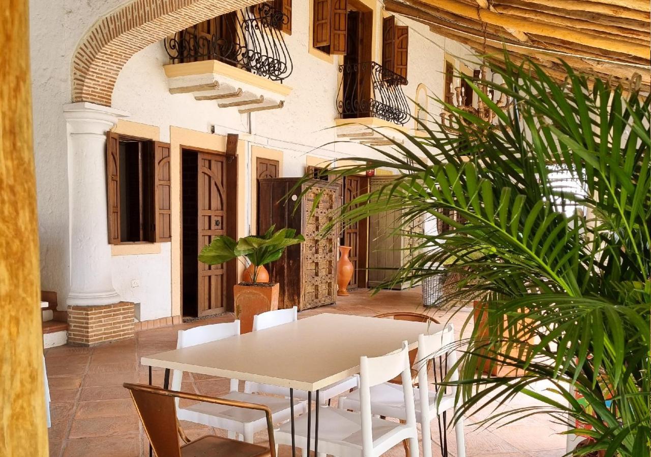 Hotel Santa Barbara Colonial - سانتا في دي أنتيوكيا المظهر الخارجي الصورة
