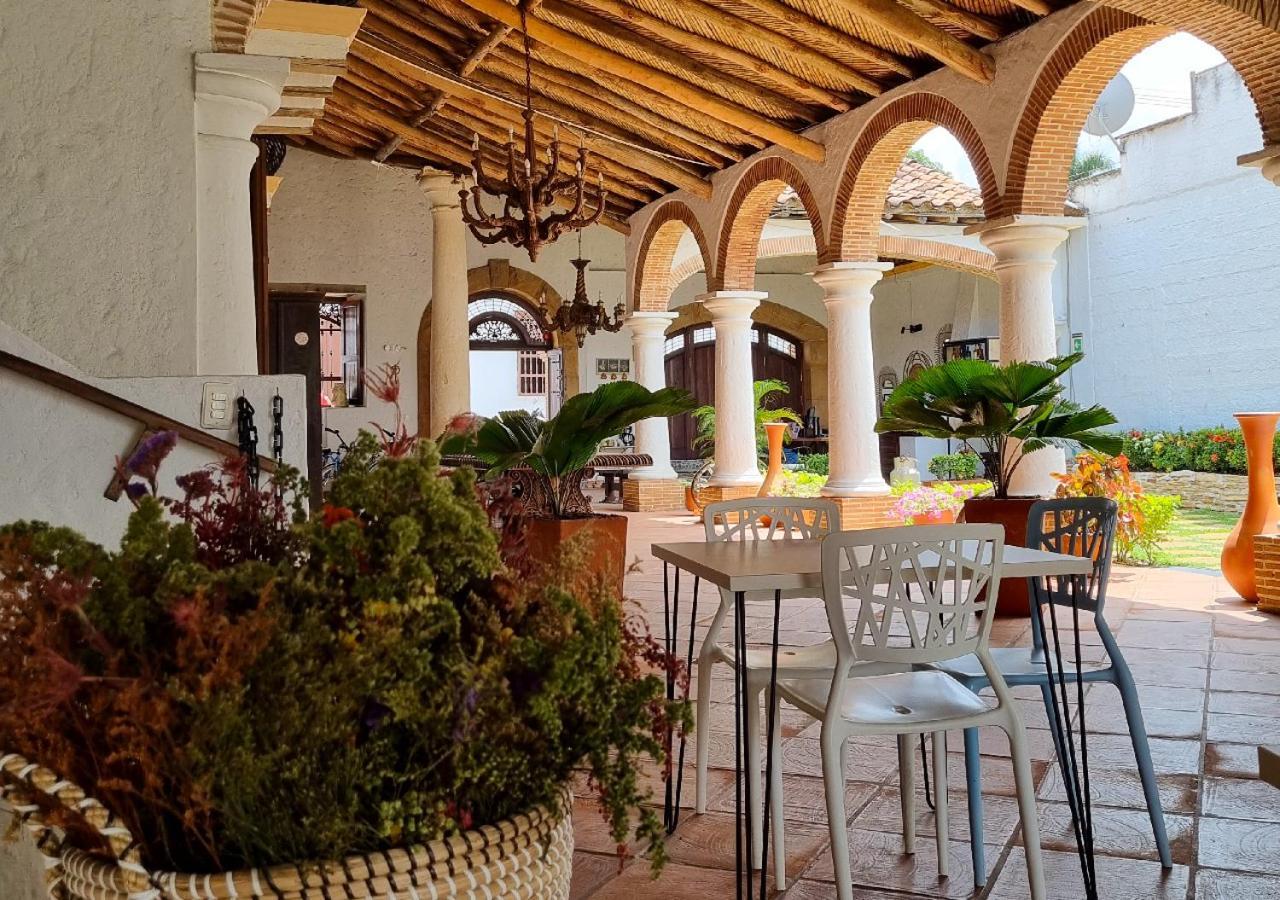 Hotel Santa Barbara Colonial - سانتا في دي أنتيوكيا المظهر الخارجي الصورة